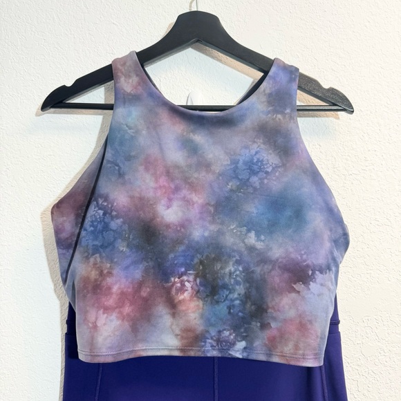 Athleta- Conscious Crop Sports Bra and Salutation Mesh 7/8 Leggings bundle M/L - Picture 4 of 14